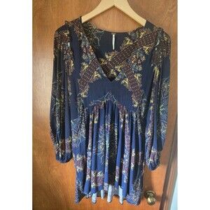 Free People Girl Talk V-Neck Tunic Top Balloon Sleeve Pockets Paisley Size Large